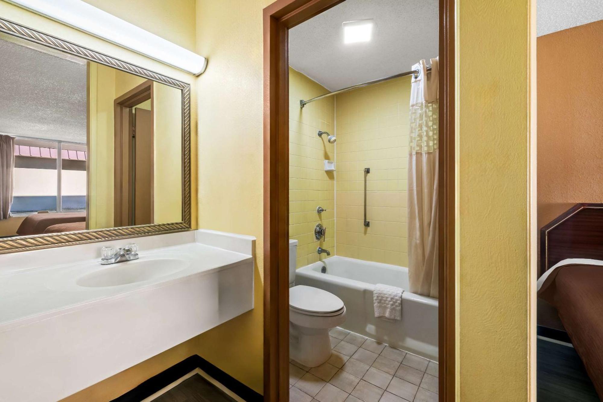 Mini-hôtel Rodeway Monroe